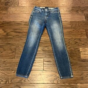 Pilcro and the Letterpress Anthropologie Script Skinny 25